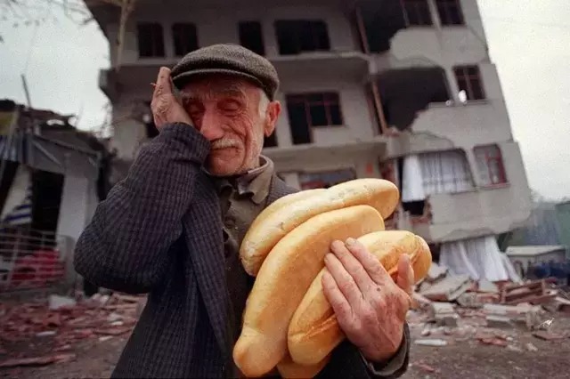 Tarifsiz acının üzerinden 26 yıl geçti...