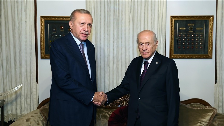 Erdoğan, Bahçeli ile görüştü