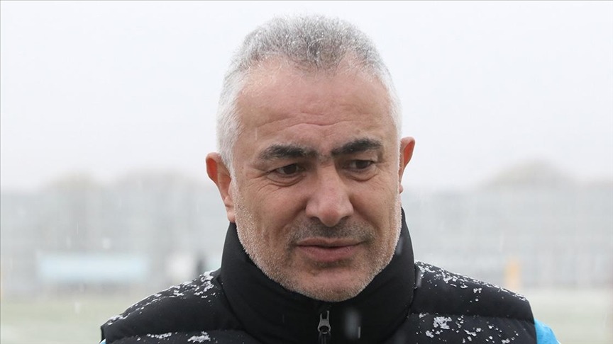 Sivasspor teknik direktörü Mehmet Altıparmak'tan bahis açıklaması