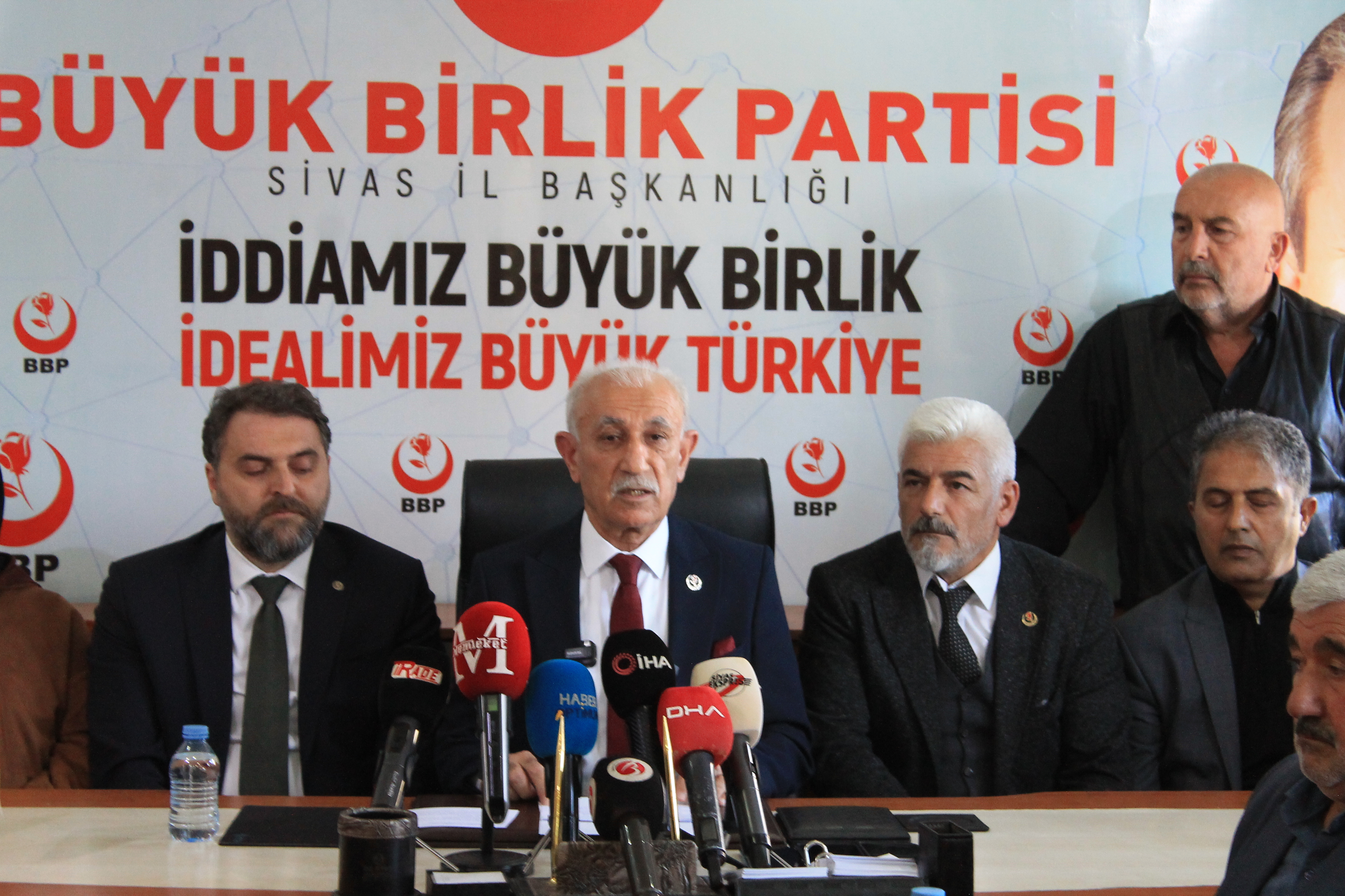 Ahmet Polat'tan Karasu'ya: "Destici'nin öyle bir sözü varsa ispatla"