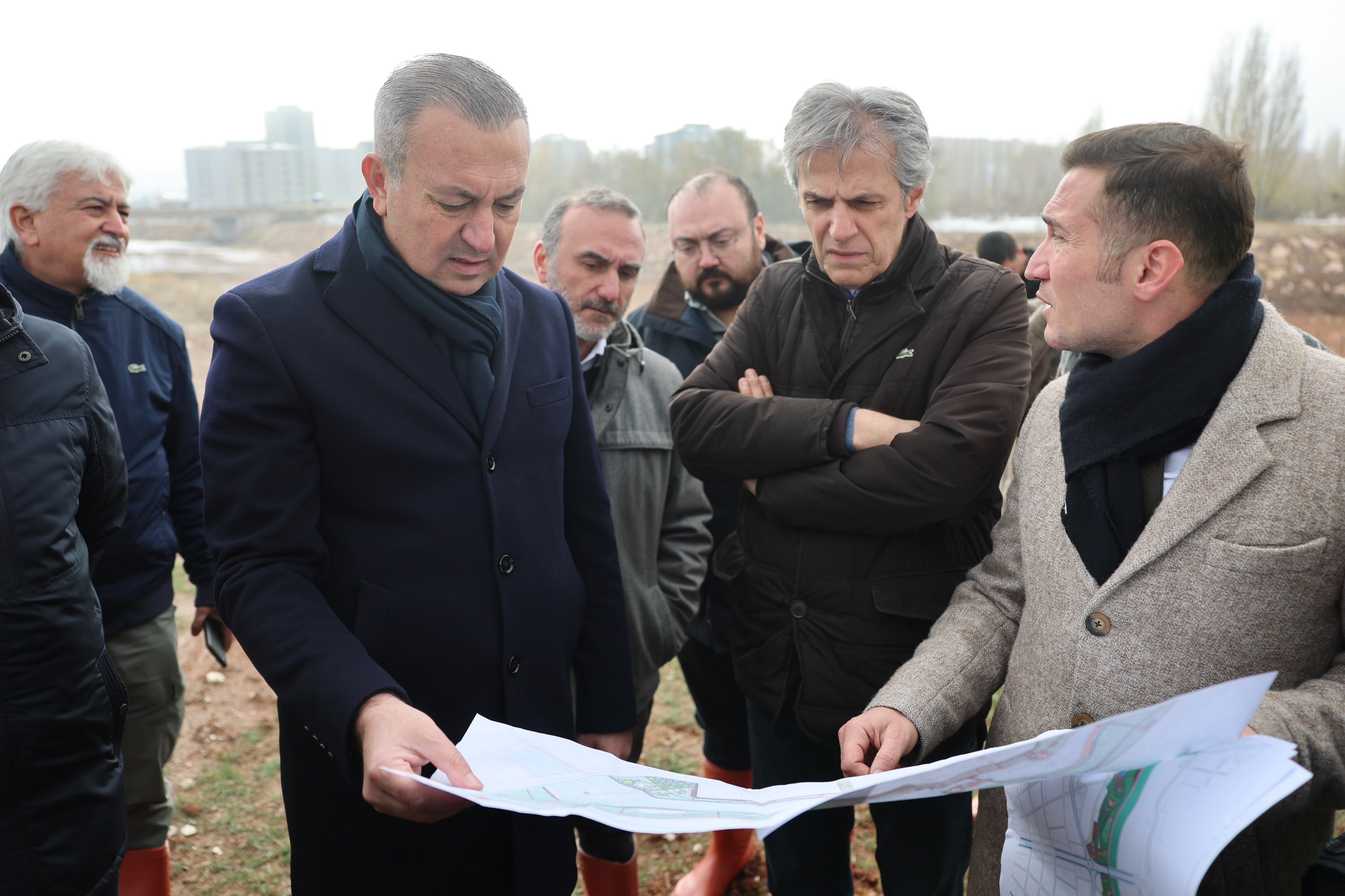 Adem Uzun Sivas'ın geleceğine yön verecek projeyi inceledi