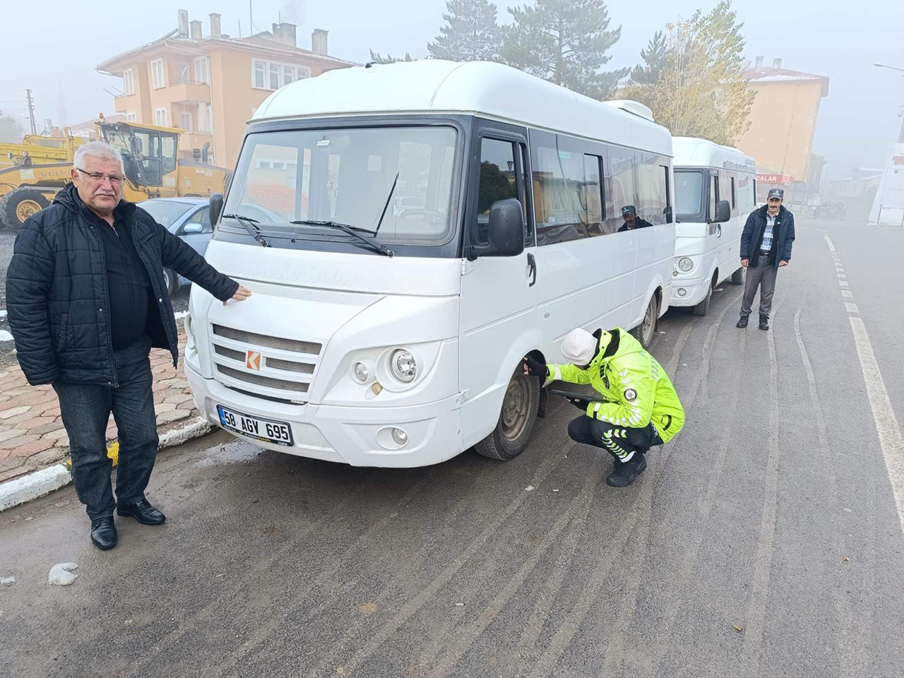 Ulaş'ta kış lastiği denetimi yapıldı