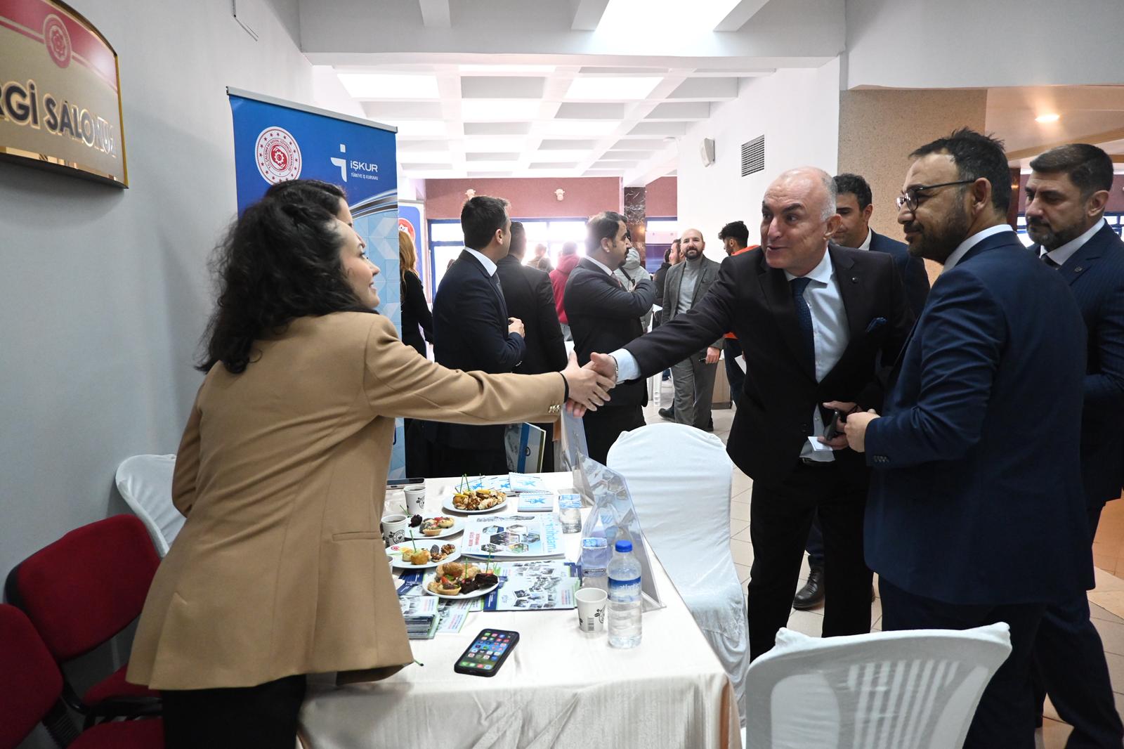 Turizm Fakültesi Öğrencileri 4. Kariyer Günlerinde Sektörle Buluştu