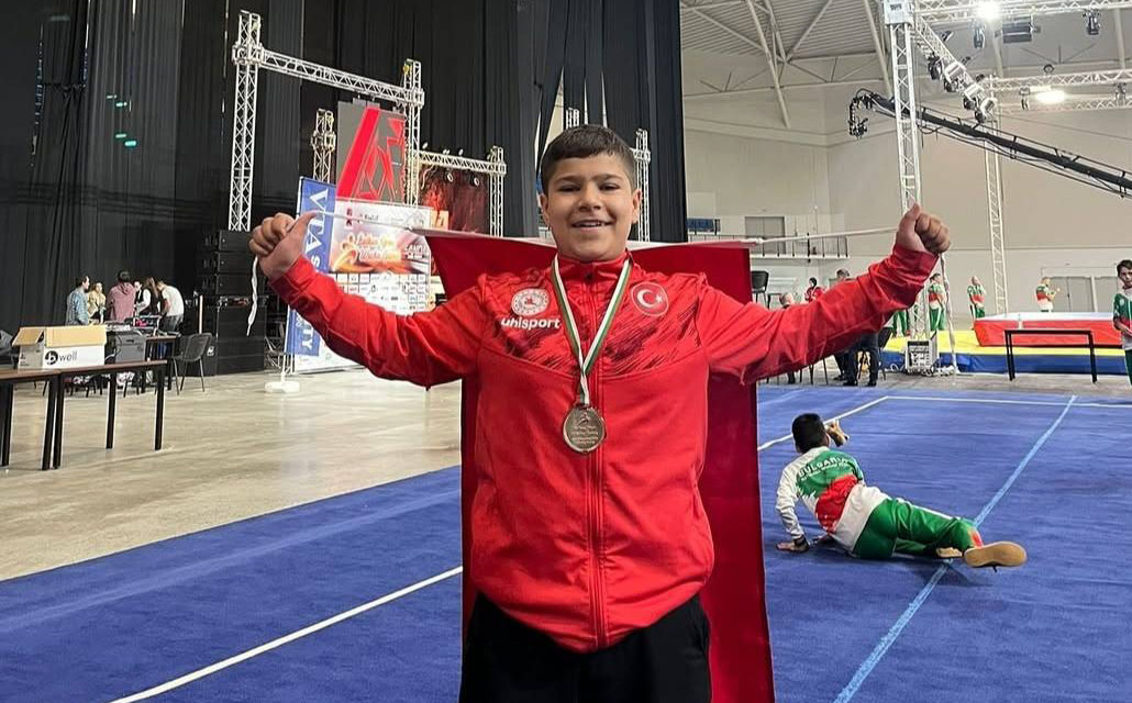 Sivaslı sporcu uluslararası zafer kazandı