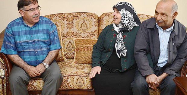 Bir oğlu bakan diğeri vali