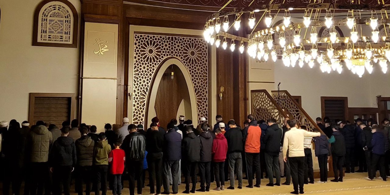 ÇEDES Projesiyle Gençlere Sabah Namazı Etkinliği