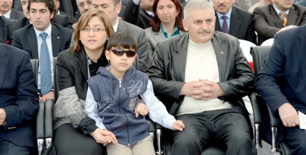 Gören gözleri var