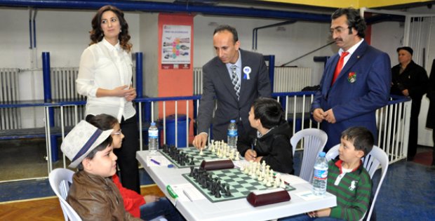Satranç Antrenörlük Kursu Düzenleniyor