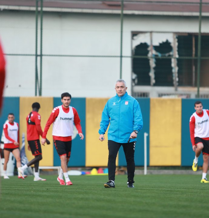 Sivasspor, Esenler Erokspor maçına hazır