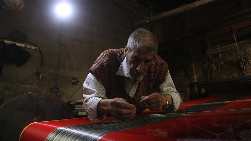 Tezgahta dokunan kumaşta ruh var