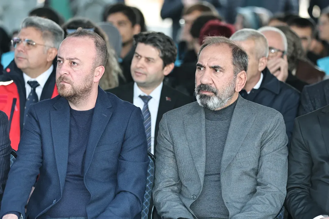 Mecnun Otyakmaz, Sivasspor yönetimiyle görüştü!