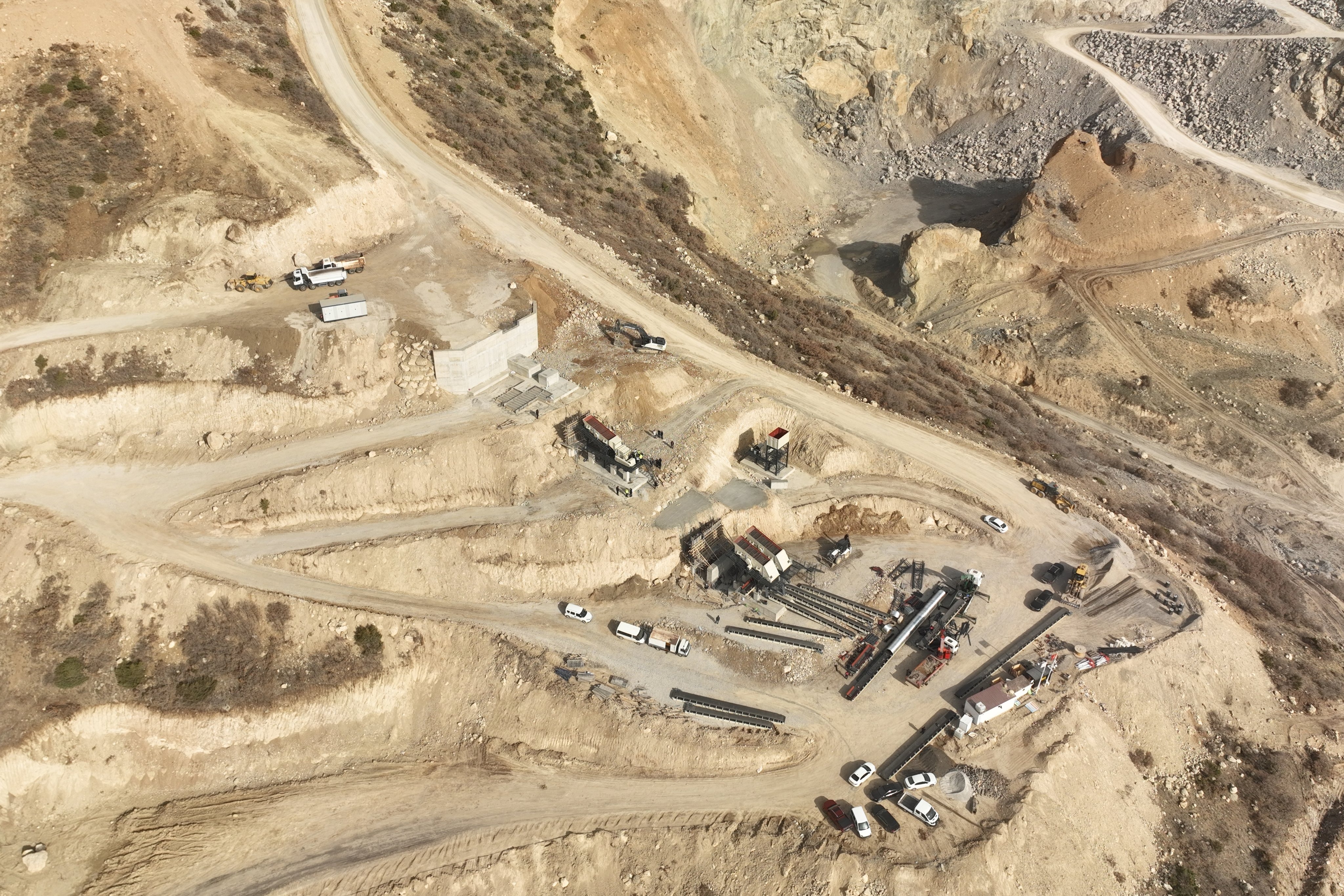 Sivas’a ikinci taş ocağında çalışmalar yüzde 75 tamam!