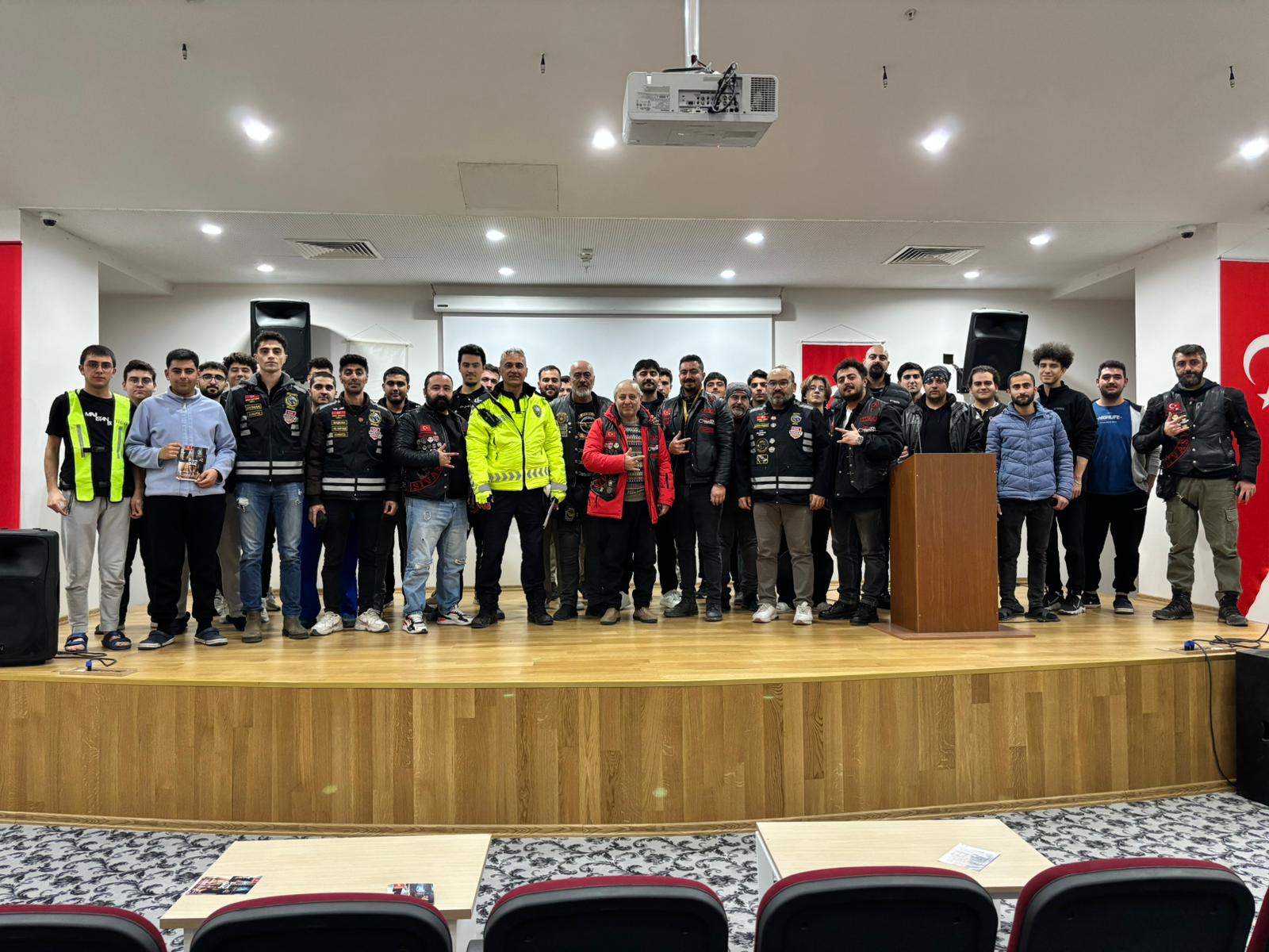 Öğrencilere “Bir Kural, Bir Ömür” Semineri