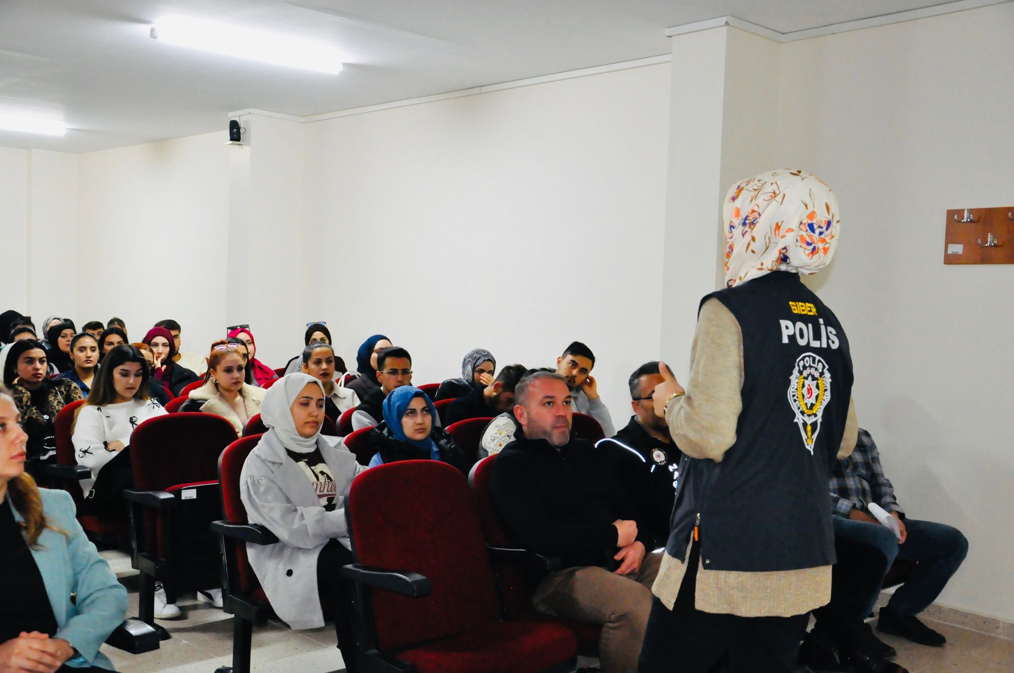 Öğrencilere Bağımlılık Eğitimi Verildi