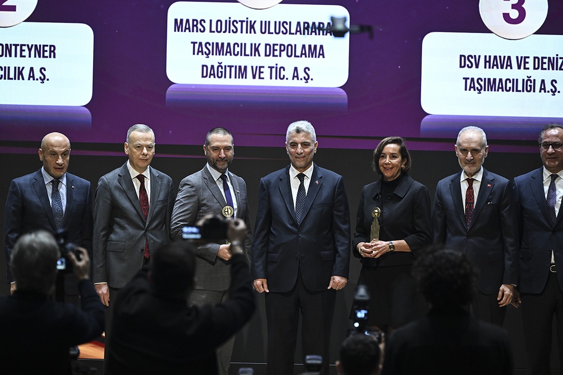 Hizmet ihracatının şampiyonları ödüllendirildi