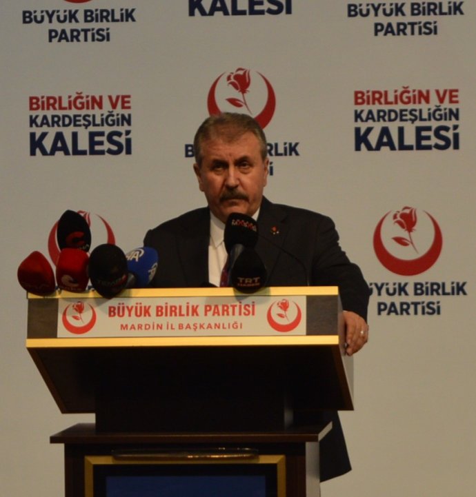 Destici: Evli olmayanları kamuya almayacaksın