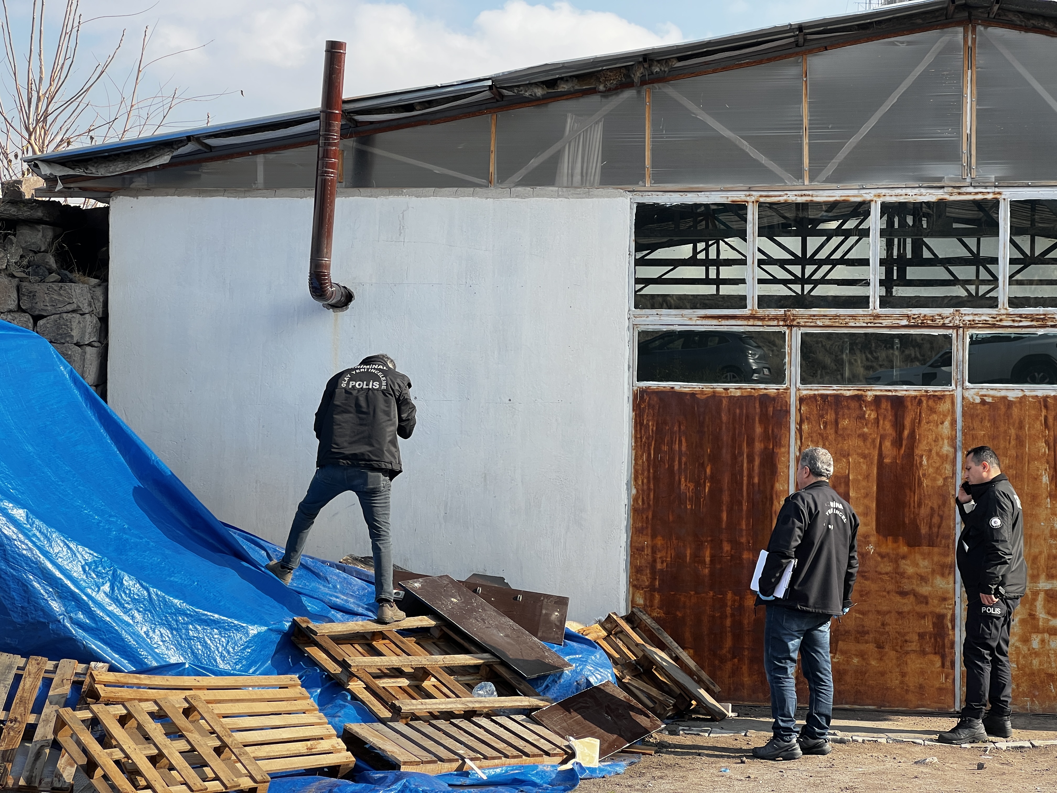 Soba sabitlemek isterken canından oldu