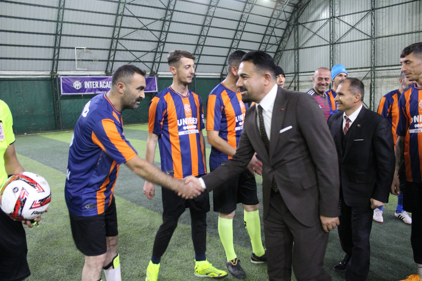 Sivas'ta birimler arası futbol heyecanı başladı