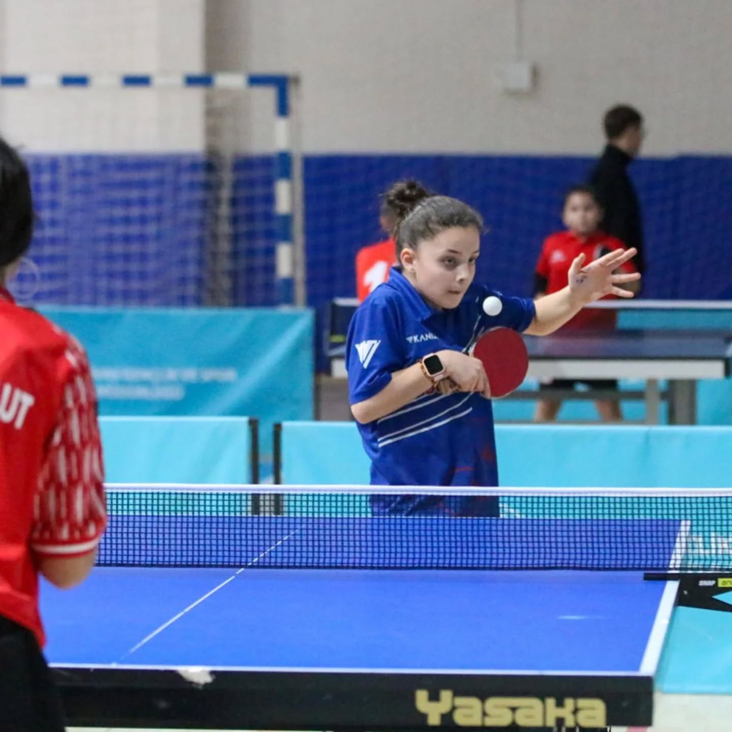 Sivas’ta yıldız sporcular masa tenisinde madalyalarını aldı