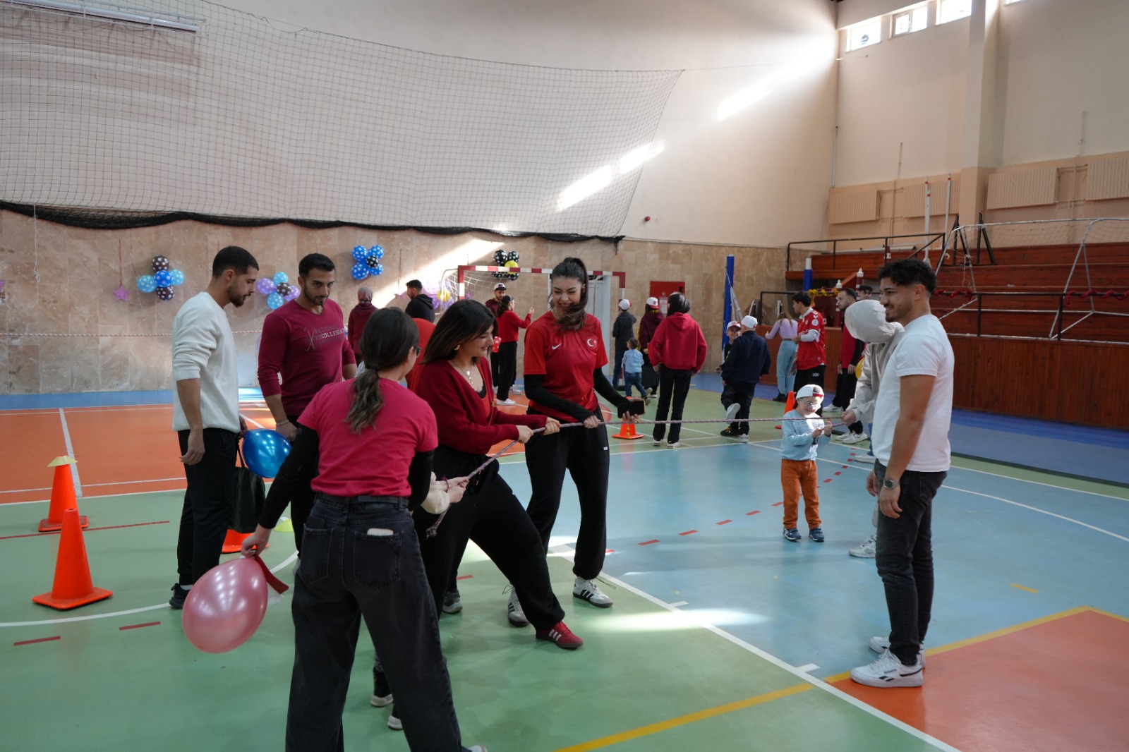 Doyasıya eğlendiler