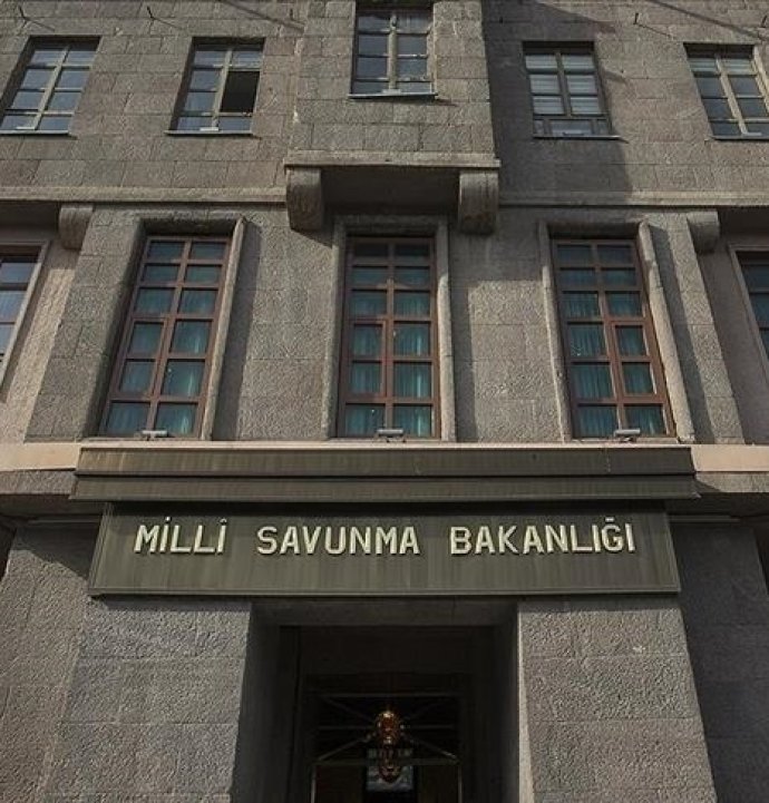 Teröristler teslim oldu