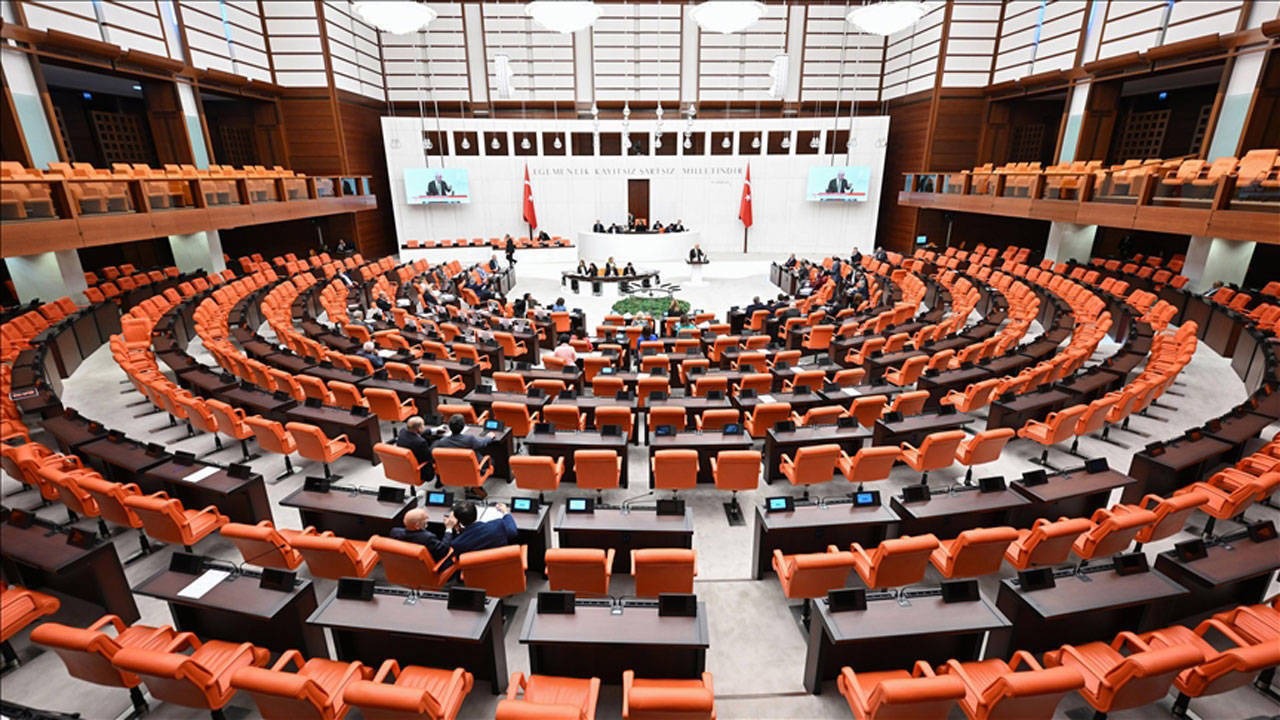 Muhaliflerin grup önerileri yine reddedildi