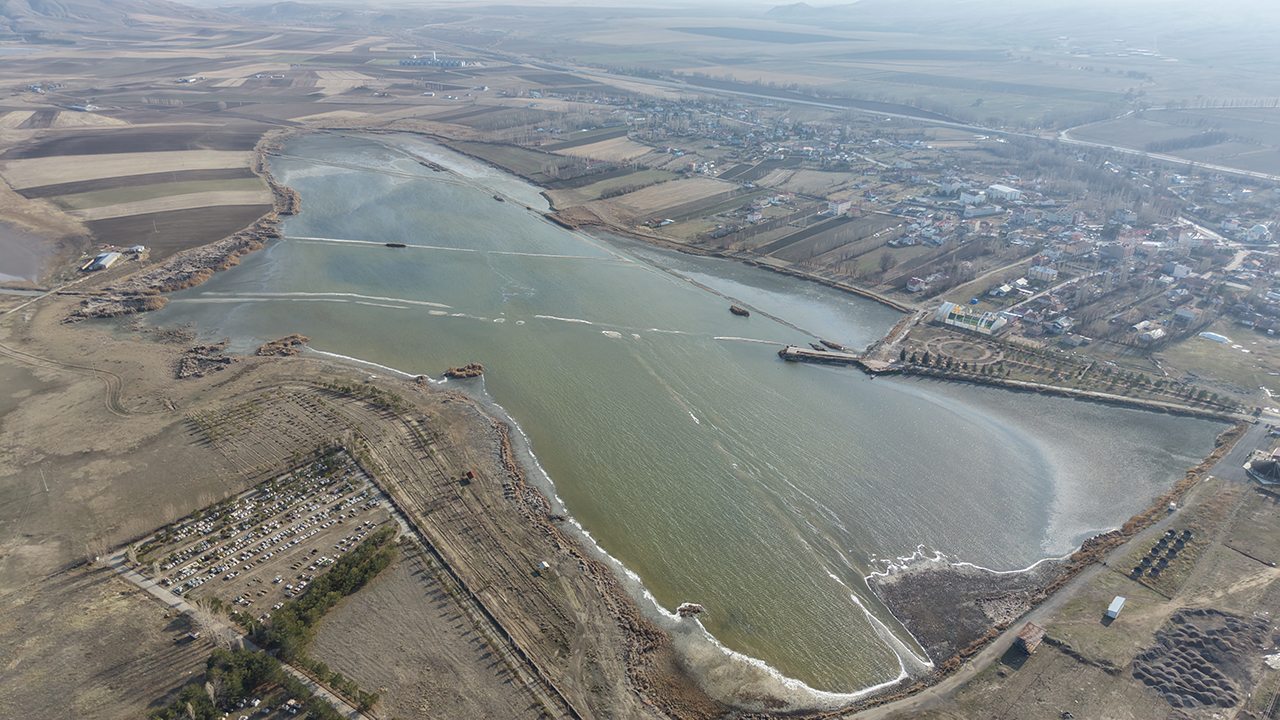 Kasım yağışları, kuruyan Ulaş Gölü'ne 'ilaç' oldu