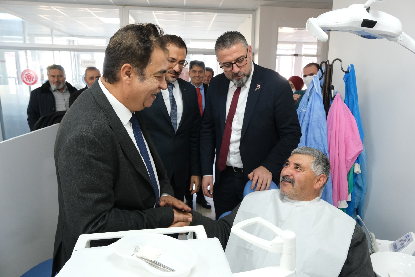 Sivas'ta şehit ailelerine destek sürüyor