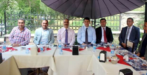 Belediyespor´a Ayhan Desteği