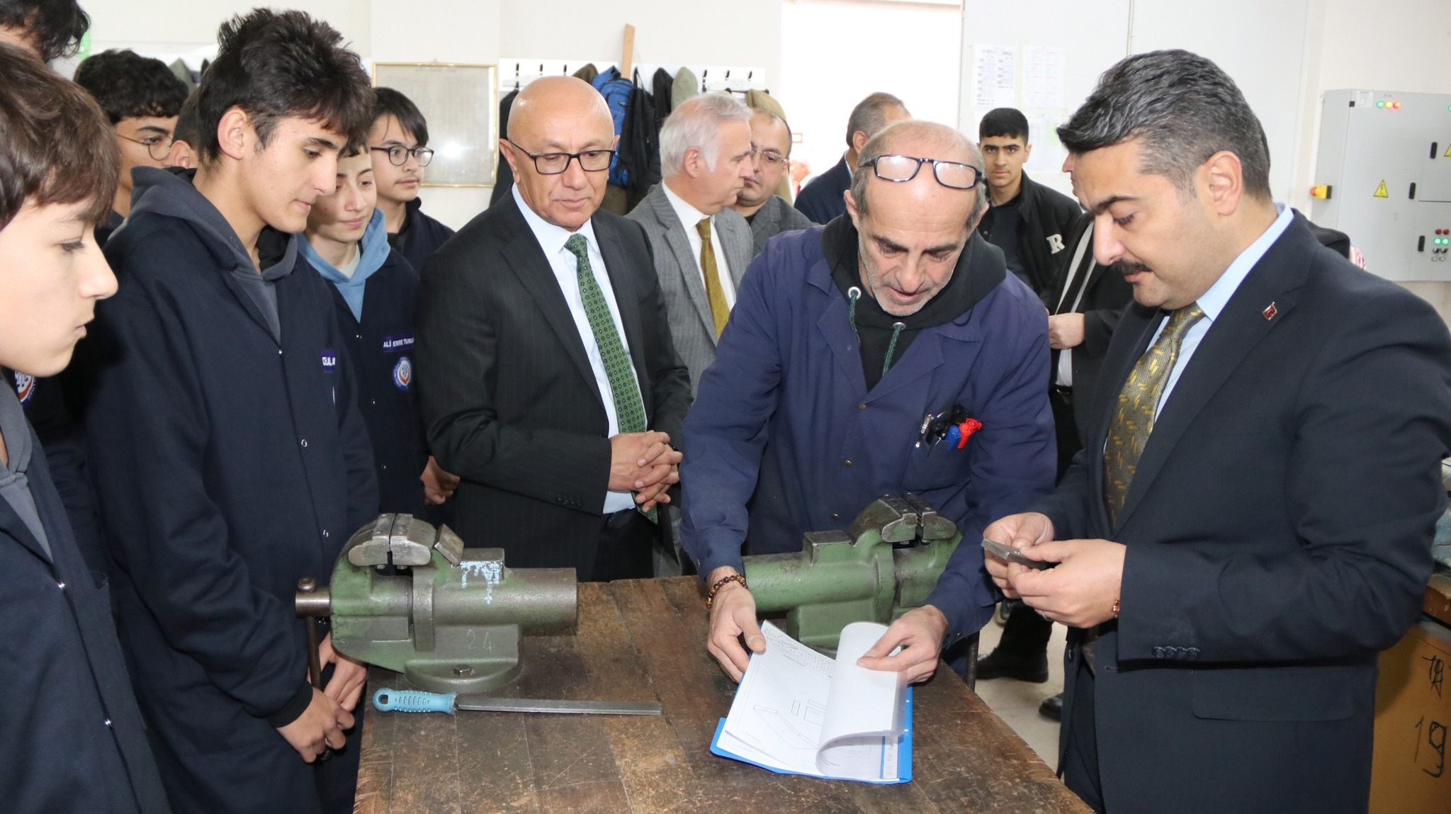 Sivas'ta mesleki eğitimin kalbi bu okulda atıyor