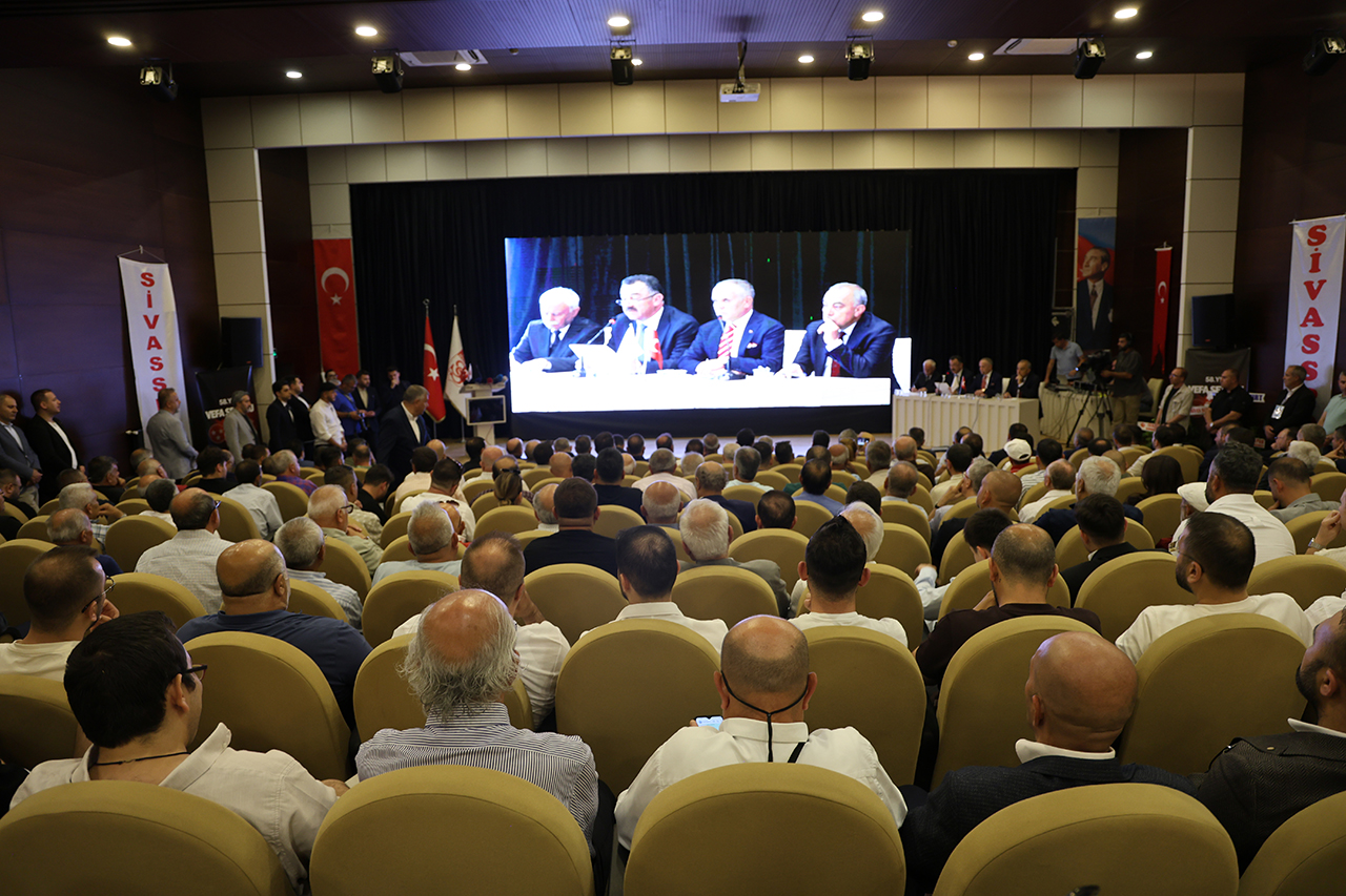 Sivasspor'da Kongre İddiası! İşte öne çıkan adaylar