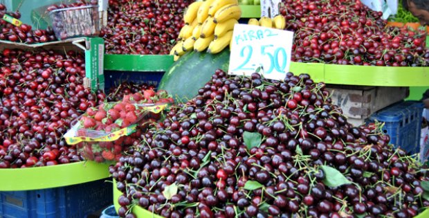 Kiraz, Bereketiyle Geldi