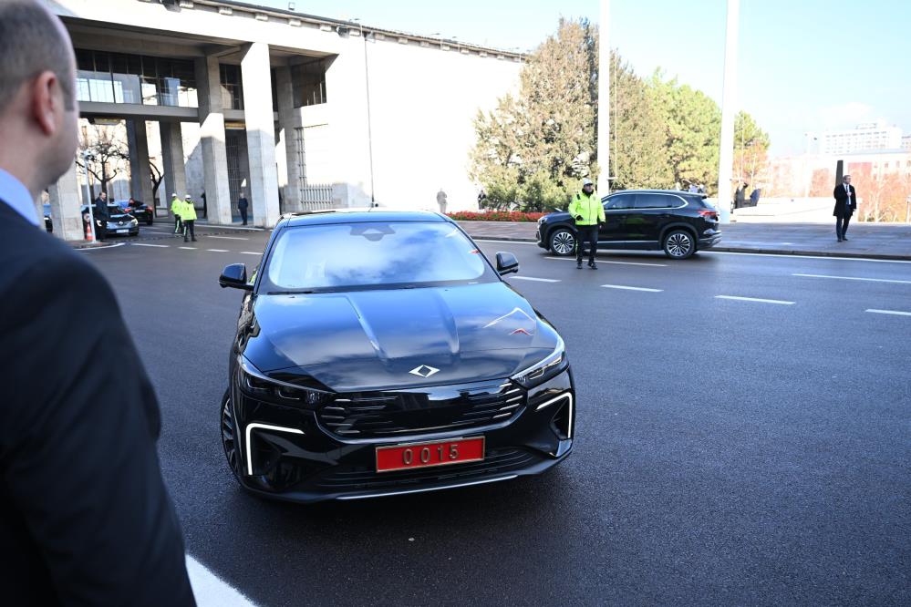 Bütçe görüşmelerine Togg ile geldi