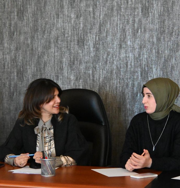 Öğretim üyelerine danışmanlık eğitimi