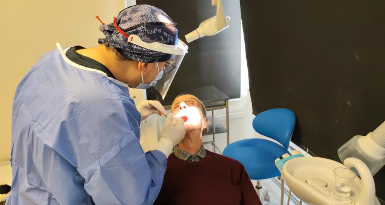 83 yaşında 20’lik dişi çıktı