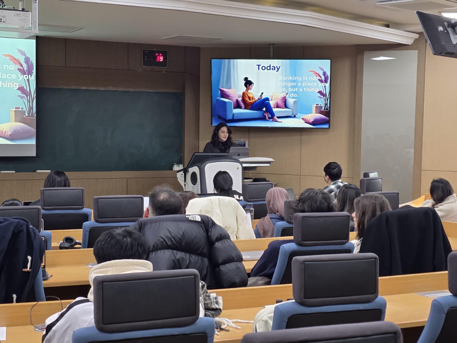 Güney Kore’de Sivas'ı temsil ediyor