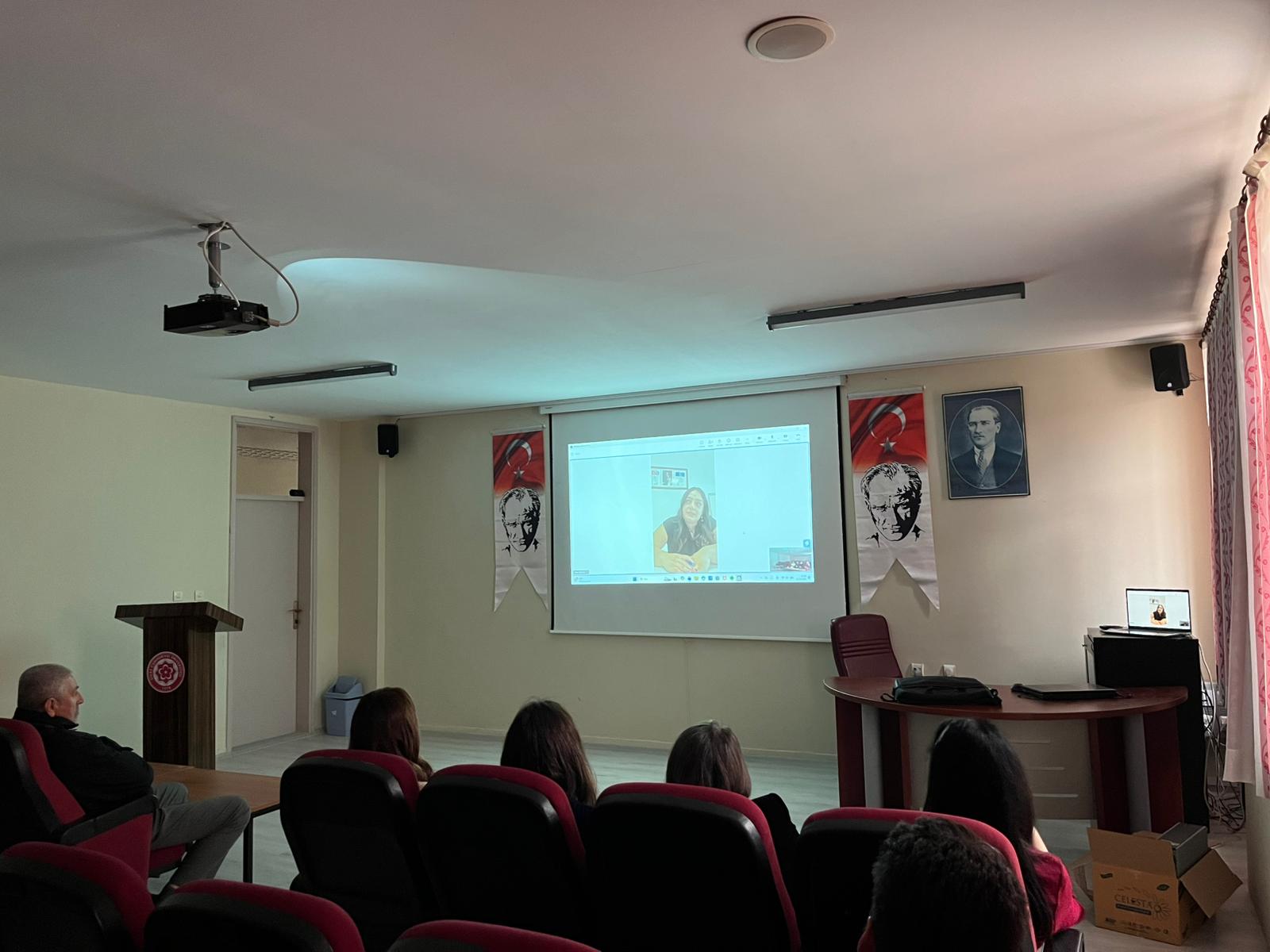 Mezun olduğu okulda deneyimlerini paylaştı