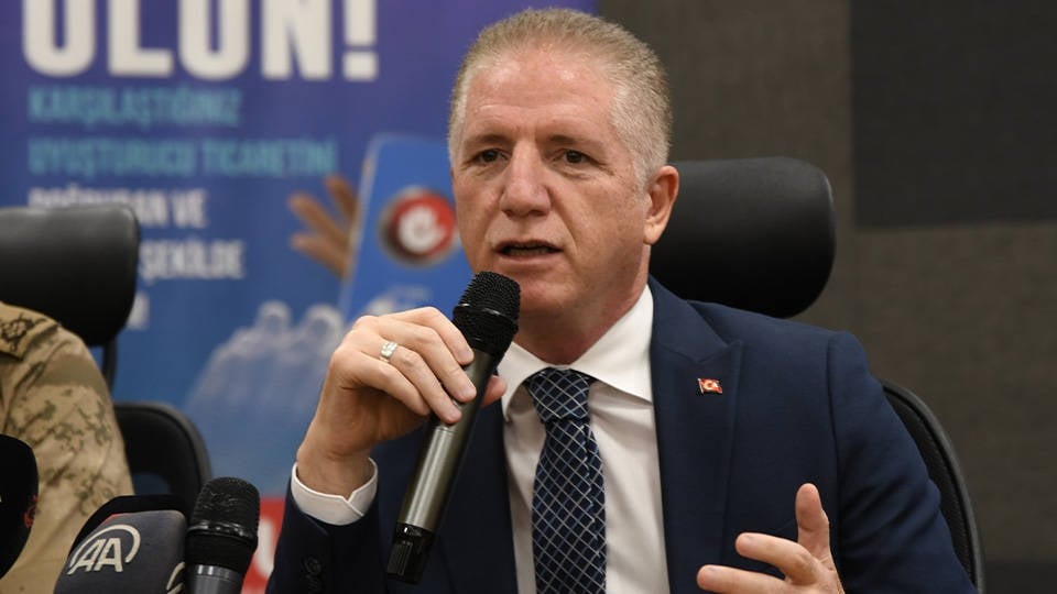 İstanbul Valiliğinden cami çevrelerinde şans oyunu satışına yasak