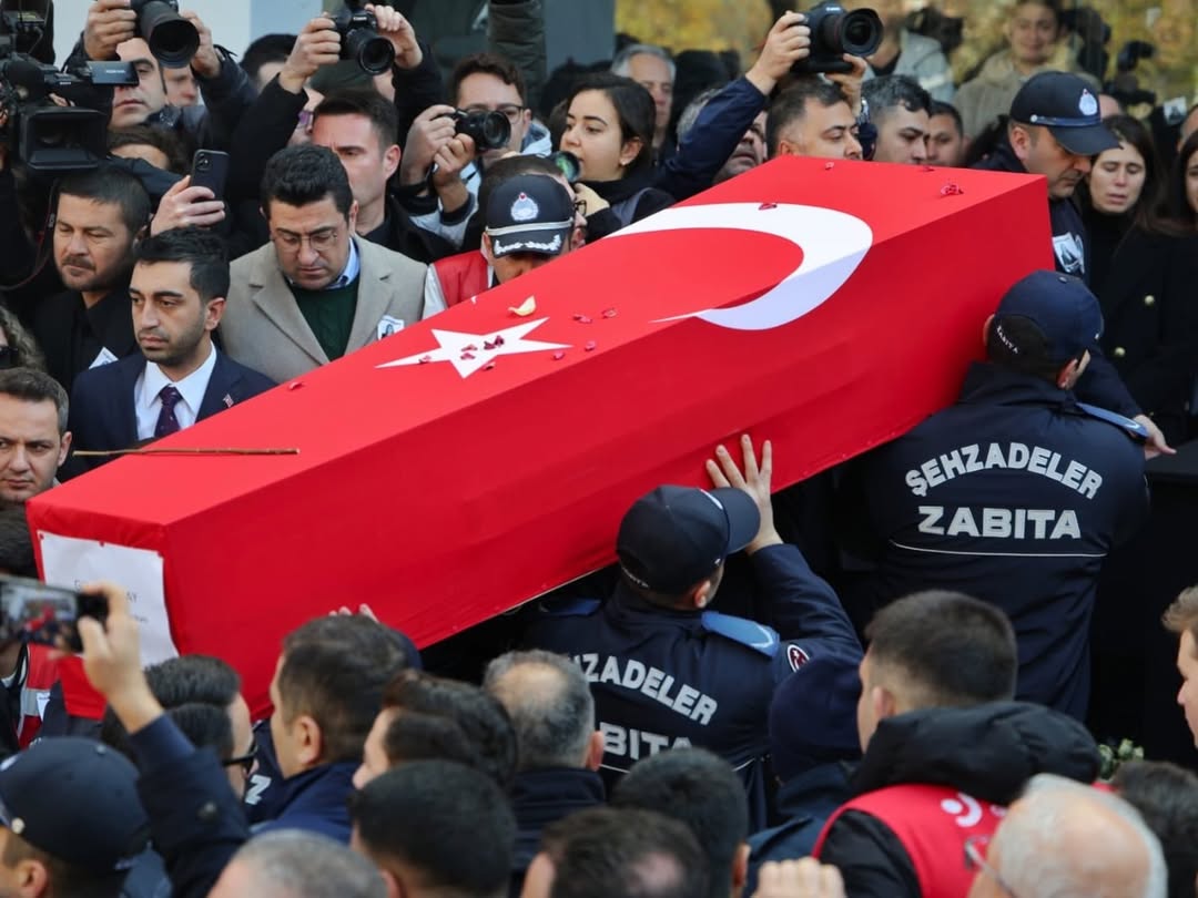 Ulaş Karasu, Gülşah Durbay'a veda etti