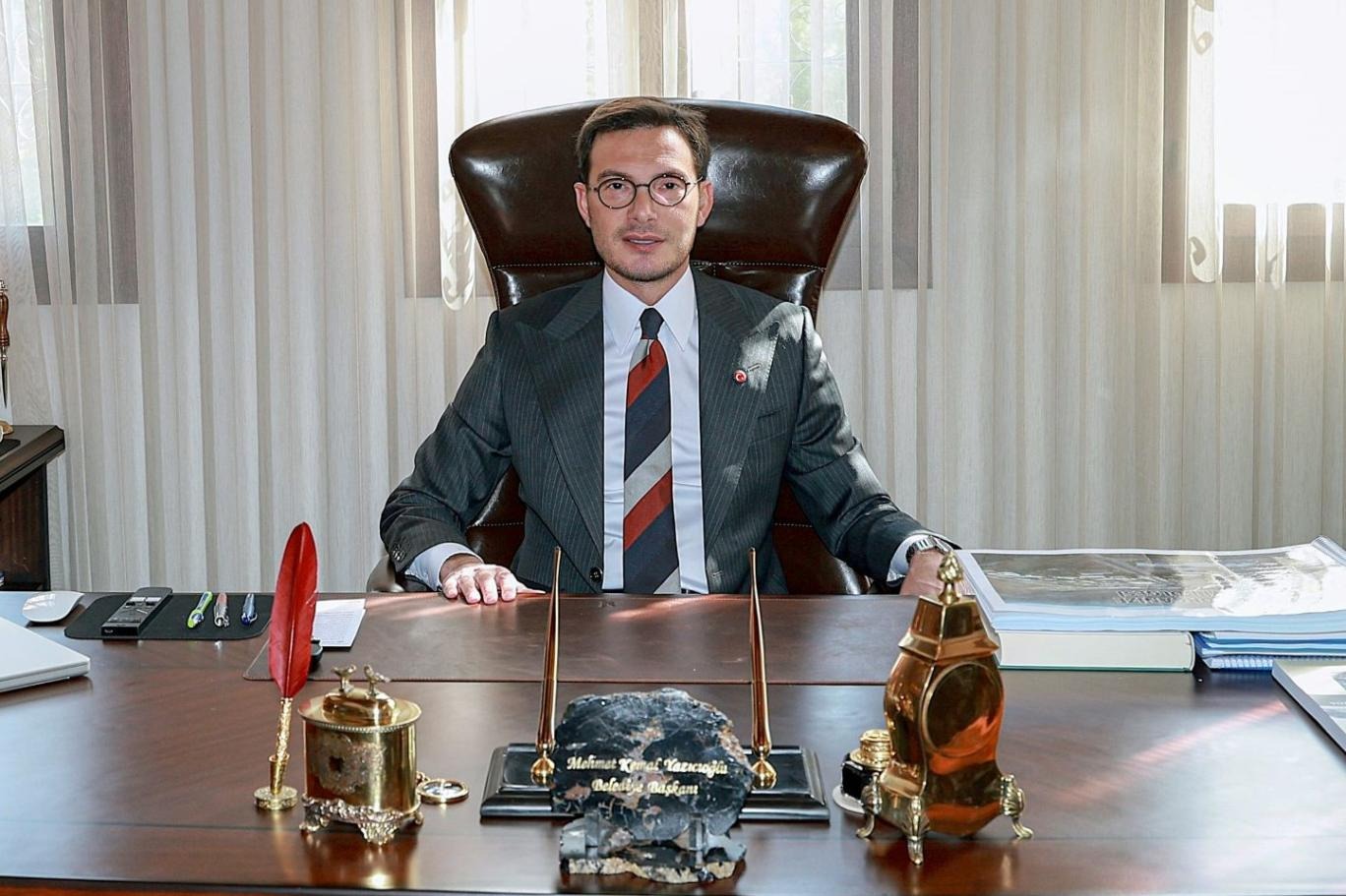 Recep Yazıcıoğlu'nun makam odasından "böcek" çıktı