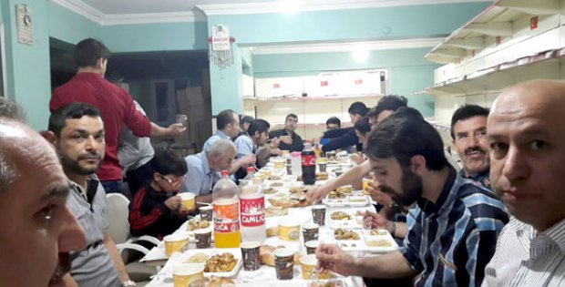 Küskünler, İftar Sofrasında Barıştı