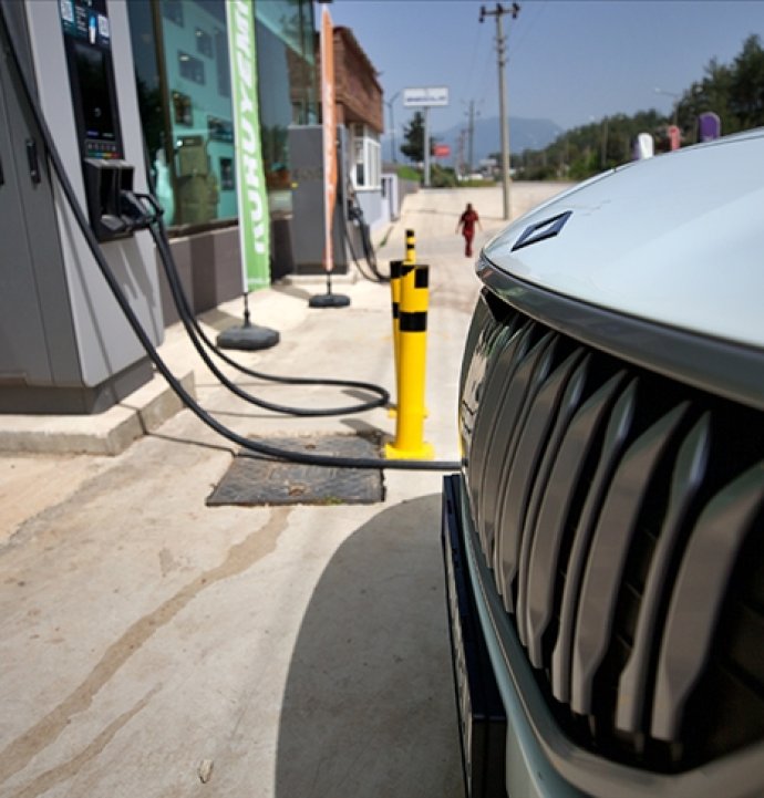 Elektrikli otomobil sayısı 350 bine yaklaştı