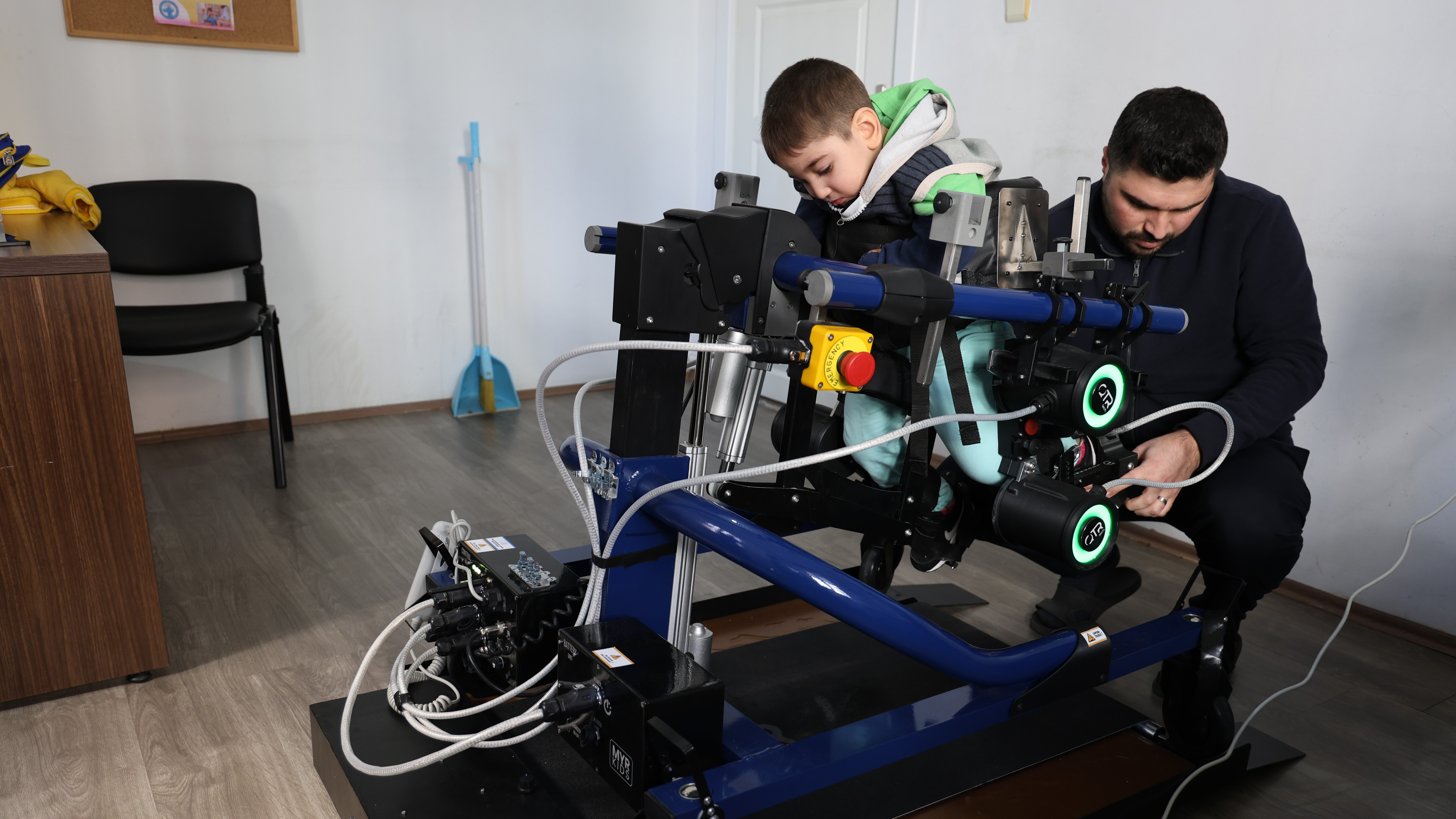 Sivas’ta bir ilk! Bu robot çocukların hayatını değiştiriyor