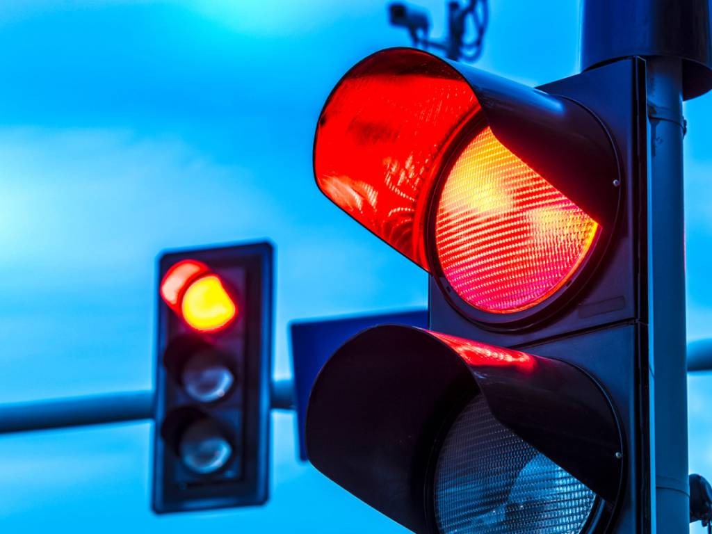 6 kez kırmızı ışık ihlali yapana kötü haber