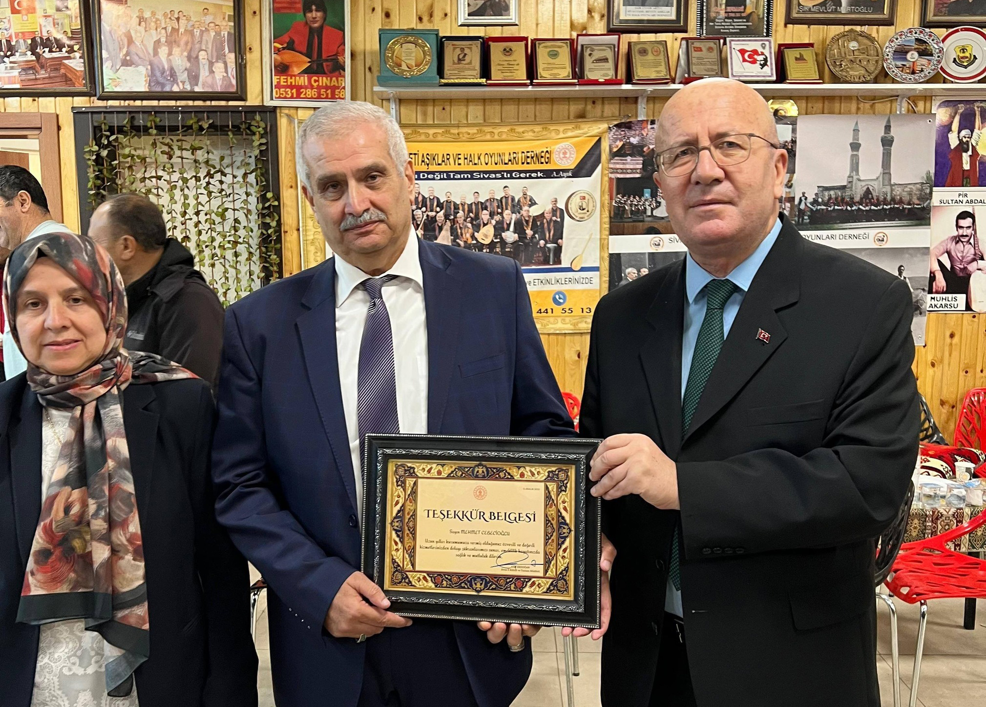 Uzun yıllar Sivas'a hizmet vermişti, emekliye ayrıldı