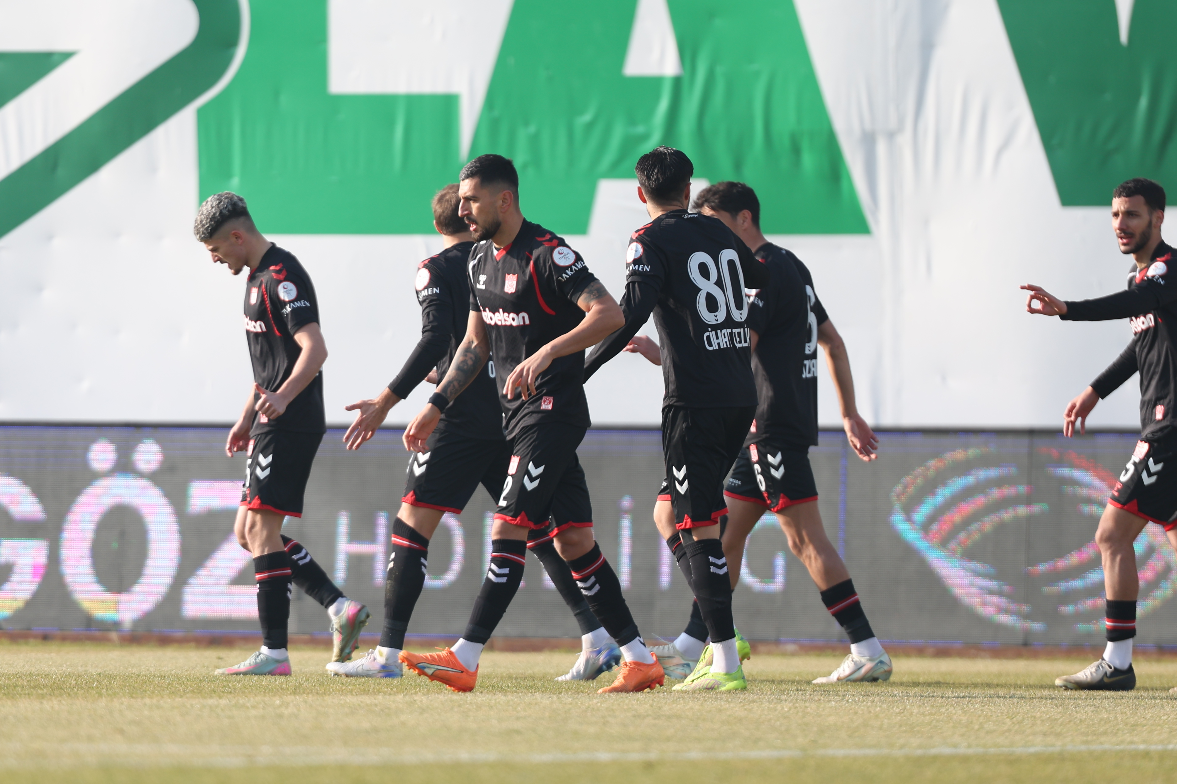 Sivasspor seriye odaklandı