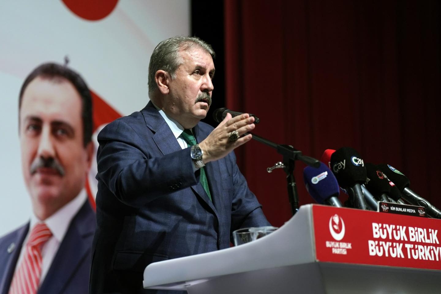 Mustafa Destici Sivas'a geliyor!