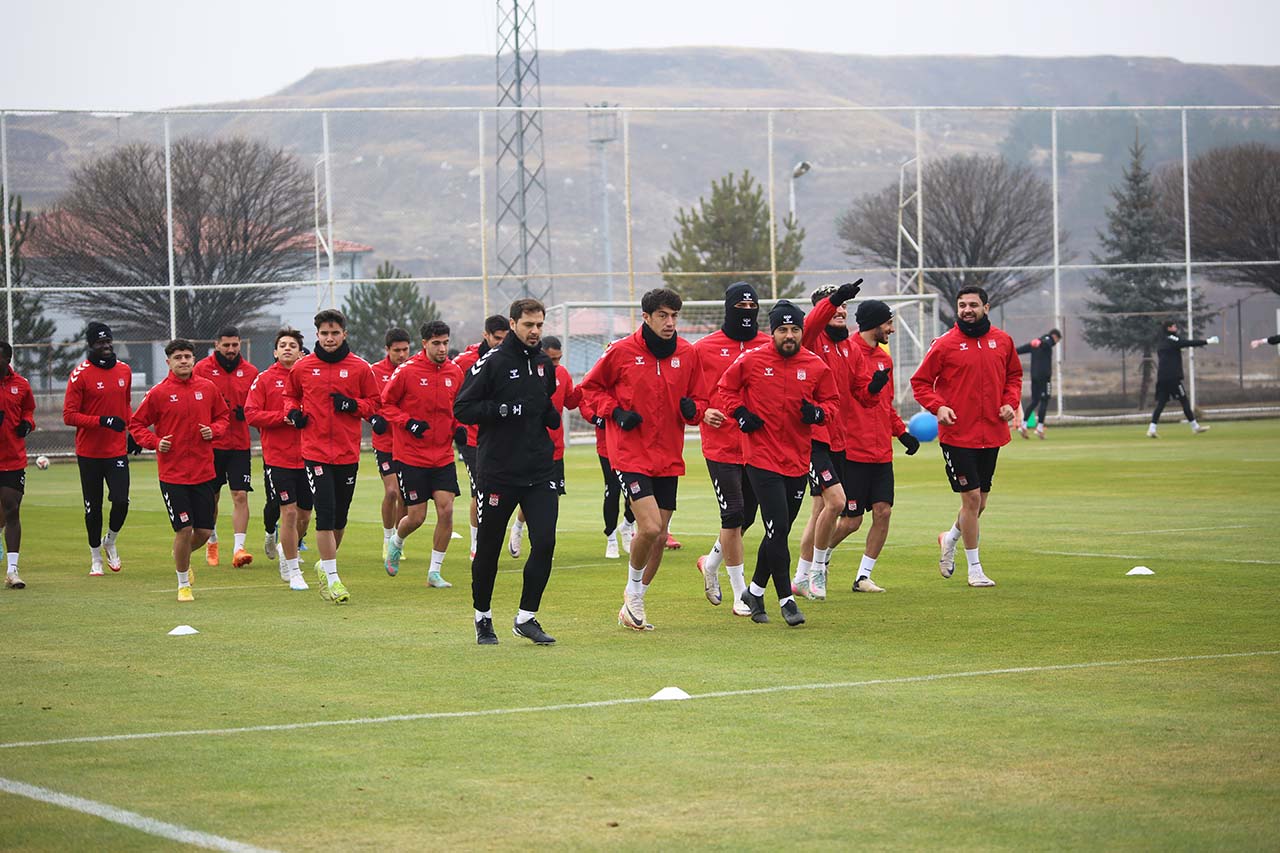 Yiğidolar'da Bandırma hazırlıkları sürüyor