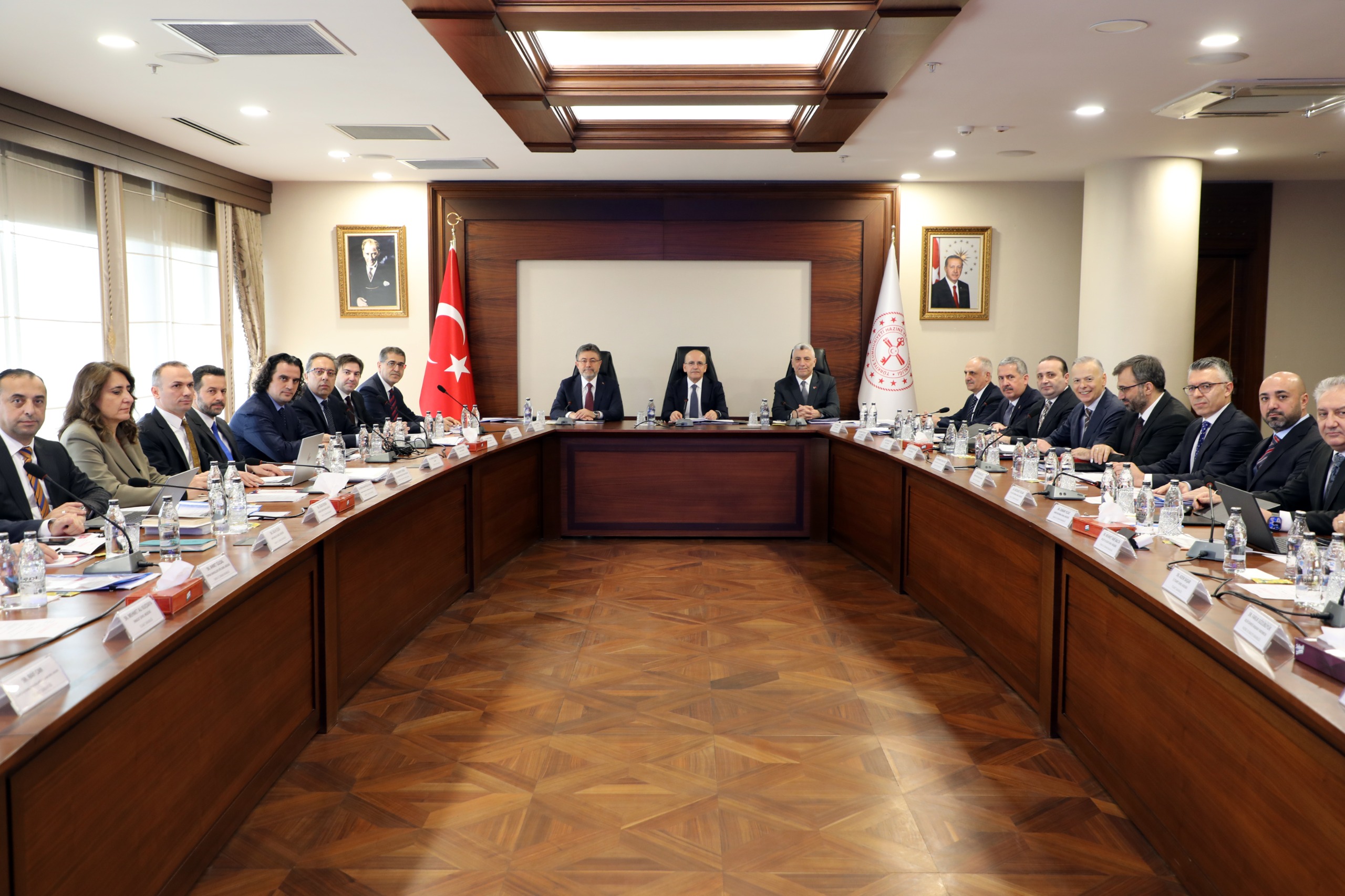 Gıda Komitesi, Bakan Şimşek'in ev sahipliğinde toplandı