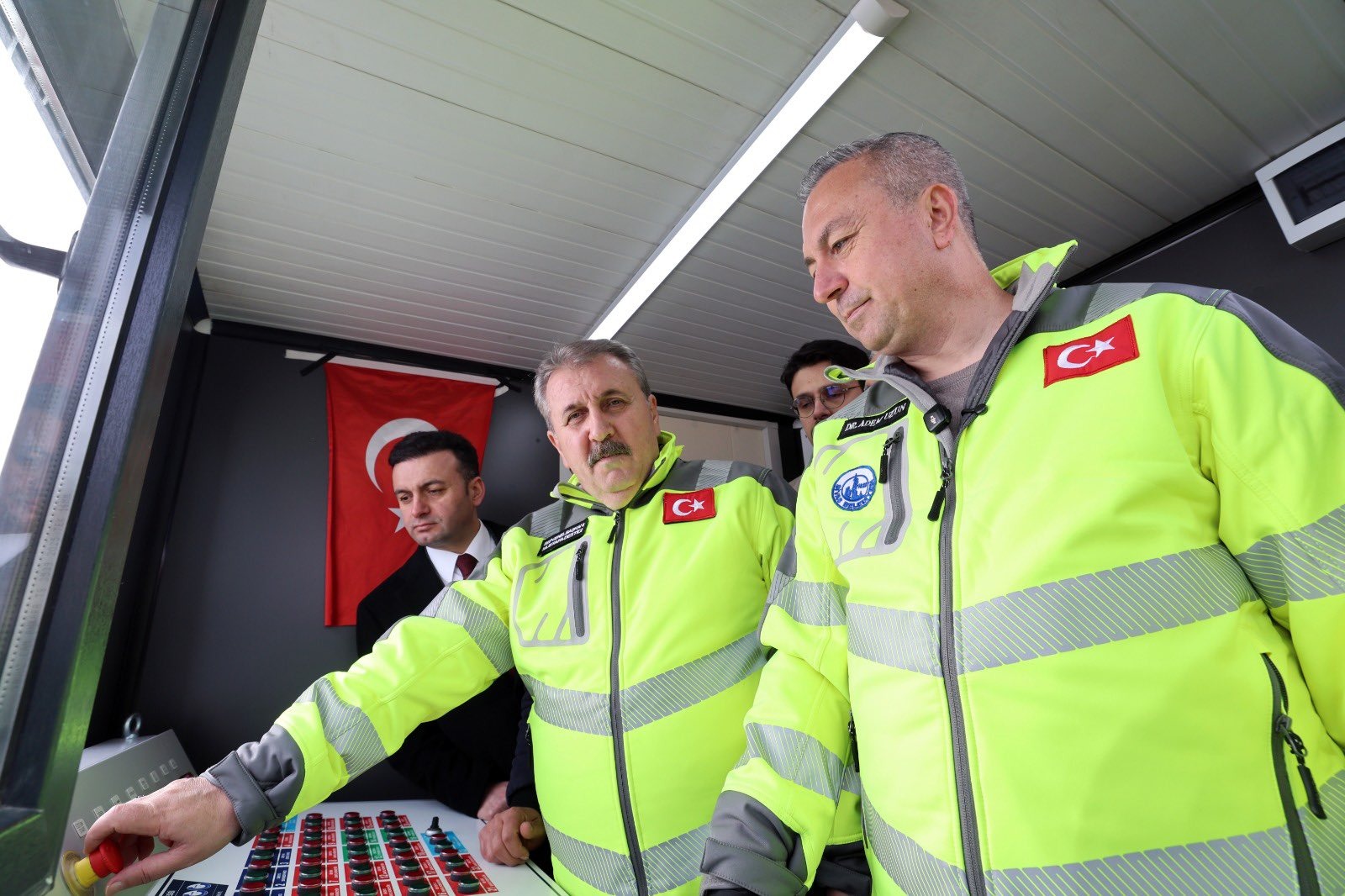 Destici: "Sivas Belediyesi ilk 3 arasında"